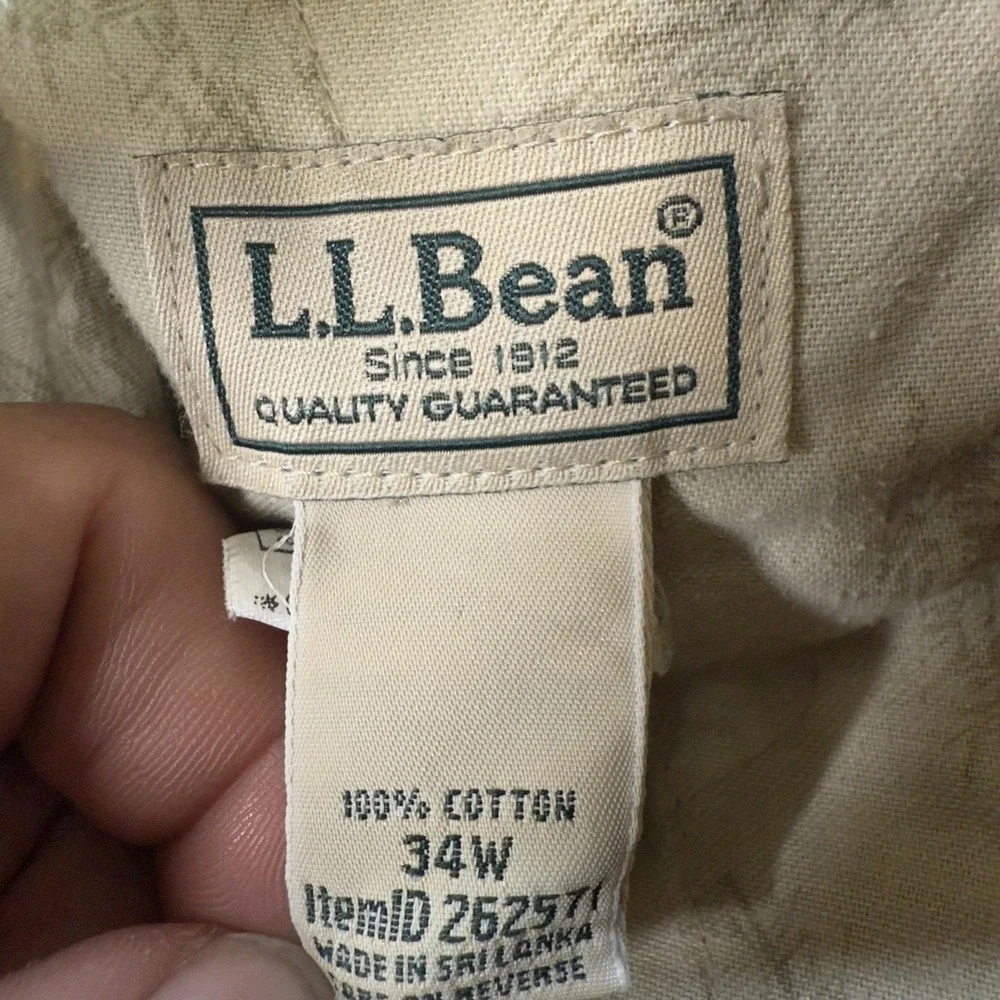 L.L. Bean Shorts Mens 34 Beige Cargo Canvas Regular Fit Casual Utility Pockets